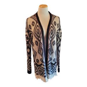 BKE Boho Chic Black and White Whip Stitched Lace Trim Geometric Cardigan Medium